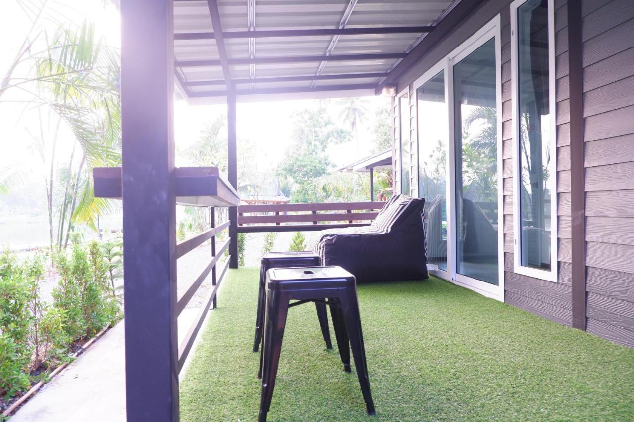 Bed and Breakfast Baantia Chomtawan Surat Thani Esterno foto