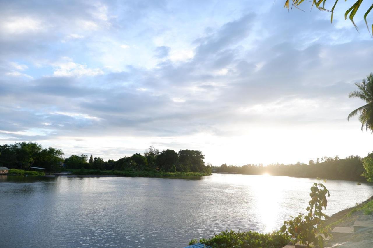 Bed and Breakfast Baantia Chomtawan Surat Thani Esterno foto