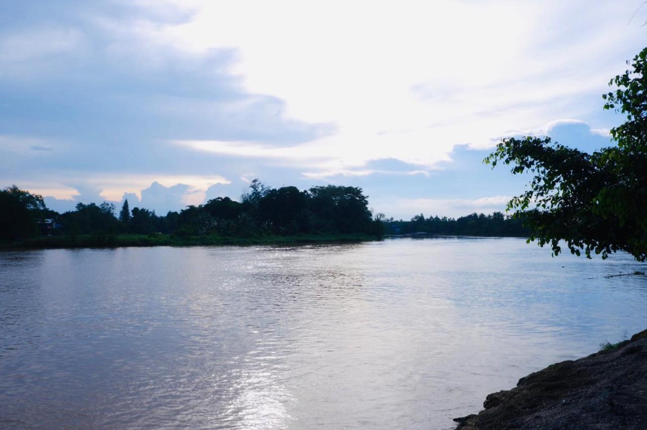 Bed and Breakfast Baantia Chomtawan Surat Thani Esterno foto