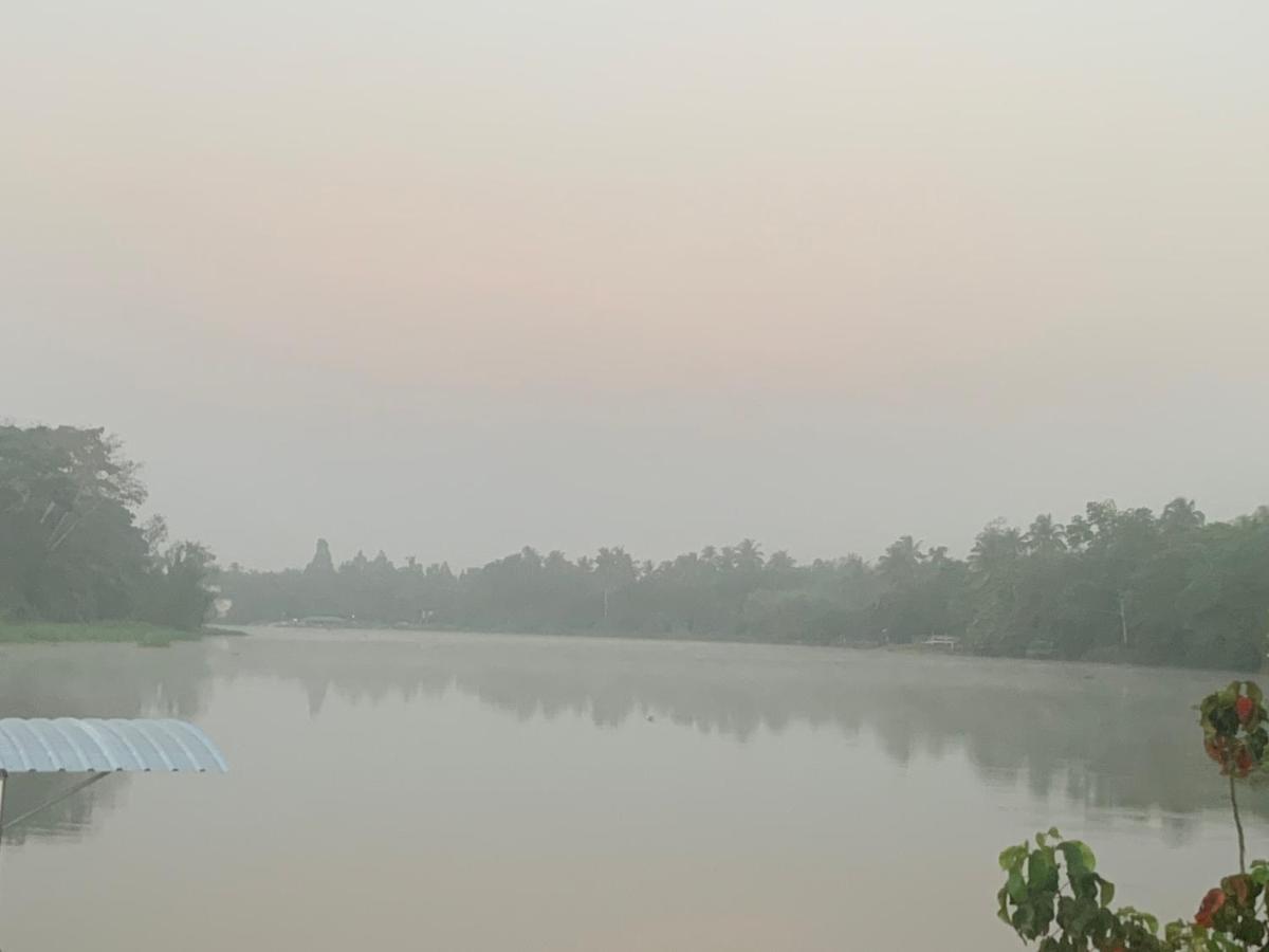 Bed and Breakfast Baantia Chomtawan Surat Thani Esterno foto