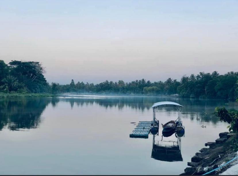 Bed and Breakfast Baantia Chomtawan Surat Thani Esterno foto