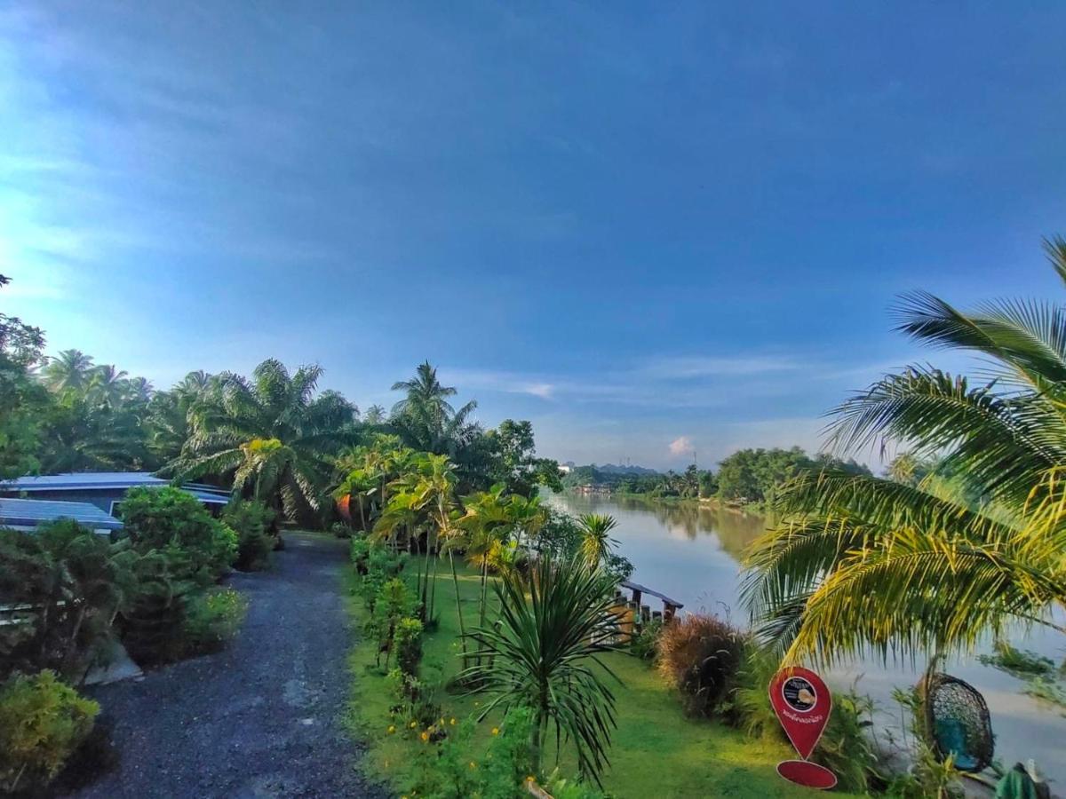 Bed and Breakfast Baantia Chomtawan Surat Thani Esterno foto